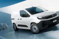 オペル、全地形対応商用バン『コンボ4×4』発表…スペシャリストと共同開発 画像
