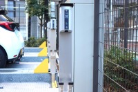 マンション・アパートの機械式駐車場でもEV充電可能に、ユビ電とファムが業務提携 画像