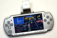 【カーナビガイド'09】実用性だけでなく遊び心も満載のPSPナビ第3弾…エディア MAPLUSポータブルナビ3 画像