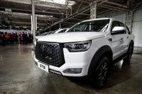 ロシア産の新型ピックアップトラック登場、「ソラーズ」2車種を今春発売へ 画像