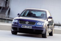 世界初公開! W8でベンツに挑むピエヒの意地---VWニュー・パサート 画像