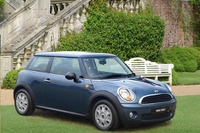 MINI、最強のエントリーグレード投入 画像