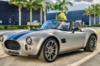 ACカーズ『GT ロードスター』…最新型はオーバー650hpで6MTの設定も［15秒でわかる］ 画像