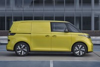 VW『ID. Buzz』、商用車に59kWhバッテリーの入門仕様を欧州で追加…685万円から 画像