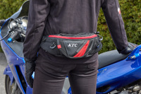 KTCがクシタニとコラボ、ライダー向け「ウエストバッグ」と「ヒップバッグ」を発売 画像