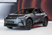 トヨタ『C-HR+』…コンパクトSUVの新規モデル欧州で登場へ［15秒でわかる］ 画像