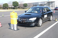 JAFとオリンパス子会社、高齢ドライバーの視覚・運転能力を研究 画像