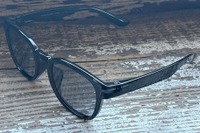 ヘッドライトを再利用した「サングラス」、トヨタカローラ香川が発売 画像
