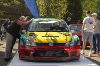 VW『ポロ』50周年、「道化師」テーマの特別なレースカーデザイン公開 画像
