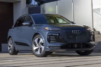アウディ『Q6 e-tron』、米IIHSで最高の安全性評価「トップセーフティピック+」 画像