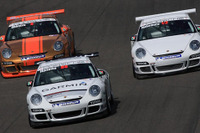 ポルシェ カレラカップ ジャパン 第7戦…トップ争いでクラッシュ発生 画像