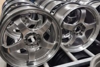 横浜ゴムのアルミホイール「ADVAN Racing」、中国でコピー品を摘発 画像