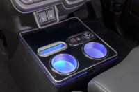 スズキ『スペーシア』専用コンソールボックス登場、純正のようなフィット感 画像