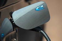 「テスラプラグ」が充電速度向上、最新版「SAE J3400/2」発表 画像