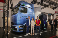 ダイムラートラックとDHLが提携、メルセデスベンツの新型電動トラック導入へ 画像