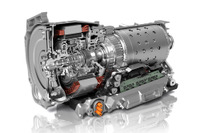 ZF、ハイブリッド技術を大幅拡充へ、EV市場の減速で 画像