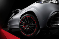 メルセデスAMG『GLE』と『GLS』に新開発「ハイテクシルバー」採用の限定車発売 画像
