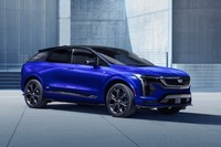 キャデラックの新型SUV『オプティック』、高性能「Vシリーズ」登場…519馬力デュアルモーター搭載 画像