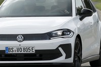 VW史上最も安価なEV、『ID.2』の量産ボディを激写! 価格は2万5000ユーロ以下? 画像