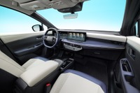 日産 リーフ 新型、室内に用意された「Engawa 緑側」とは? 画像