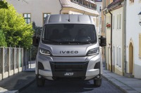 フィアット『デュカト』の兄弟車『スーパージョリー』が電動バンになって登場 画像