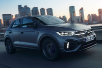 VW『Tロック R』に172台の限定車「ブラックスタイル・パフォーマンス」登場、724万9000円 画像