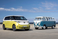 待望のVW『ID. Buzz』日本受注開始に「レトロでツートン可愛い」「900万円はキビシイ…」などSNSで反響 画像
