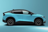 なぜ? 日産 リーフ 新型がクロスオーバーSUVに変身した理由 画像