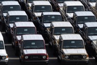 自動車株は全面安、米大統領の25％関税譲歩否定姿勢を嫌気 画像