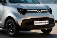 納車前に性能向上!? “おこ顔”がキュートな小型EV『ミニオグリーン』が追加開発を発表 画像