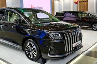 ロシアのミニバン、ソラーズ『SP7』量産開始…今秋発売へ 画像
