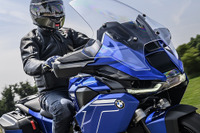 【BMW R1300RT 試乗】200km/hクルーズの快適さは、もはや飛行機レベル…佐川健太郎 画像