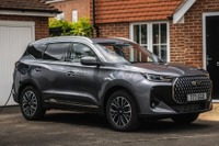 中国チェリー、英国向け第2弾SUV『TIGGO 7』今夏発売へ…EV航続90kmのPHEVも設定 画像