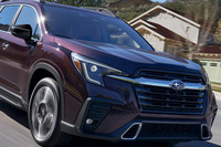 スバルの3列シートSUV『アセント』、内装をアップグレード…2026年型を米国発表 画像