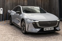 新型EVセダン『マツダ6e』、カーフェスト2025で英国一般初公開へ 画像