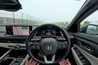 「ハンズオフ」は本当に必要なのか？ 高速での手離し運転を実現したホンダ『アコード』を試乗して感じた「意識の変化」 画像