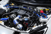 純正と置き換えるだけの簡単装着、ブリッツの『86/GR86/BRZ』専用「トラスバー」にニューカラーのブルーメタリックが追加 画像