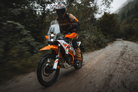 普通二輪免許で乗れる輸入アドベンチャー!KTM『390 アドベンチャーR』発表、97万9000円 画像
