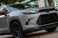 「逆輸入車」がアツい!? 報道で米国トヨタ車に脚光、3列SUV『グランドハイランダー』に国内からも熱視線 画像