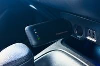 車内が即ネット空間に！ 新型USB型Wi-Fiルーターがドライブを変える［特選カーアクセサリー名鑑］ 画像