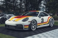 ポルシェ『911 GT3』の外観をレースカー仕様に、「ANDIAL」デザインラップ発表 画像