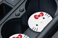 キティ好きは要注目！ 使うならかわいい方がイイ♪. 新作キャラクターグッズが続々登場！［特選カーアクセサリー名鑑］ 画像