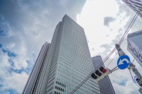 日野自動車の株価が小反落、経営統合を前に東京・新宿の営業拠点を廃止へ 画像