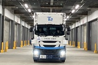 三菱地所とT2、レベル4自動運転トラックの建物内走行実証を開始…国内初 画像