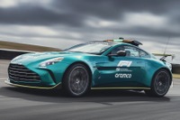 アストンマーティン『ヴァンテージS』新型、F1の公式セーフティカーに 画像