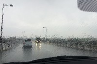 台風のとき車に乗る?! 避けたい行動と安全の工夫 画像