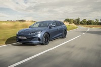 BYDの欧州初ワゴン、『SEAL 6 DM-i』発売へ…新PHEVはエンジン併用で1500km走行可能 画像