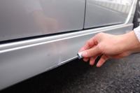 そのキズ、まだ板金いらず? 中度でも目立たなくする実践テクと必要ツール~Weeklyメンテナンス~ 画像