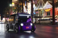 Amazon傘下のZoox、世界初の専用設計ロボタクシーで配車サービス開始 画像