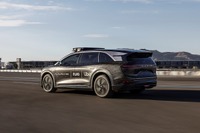 ウーバー、米EVルーシッドに3億ドル出資完了…次世代ロボタクシー開発へ 画像